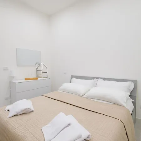 Antonia's House شقة باري